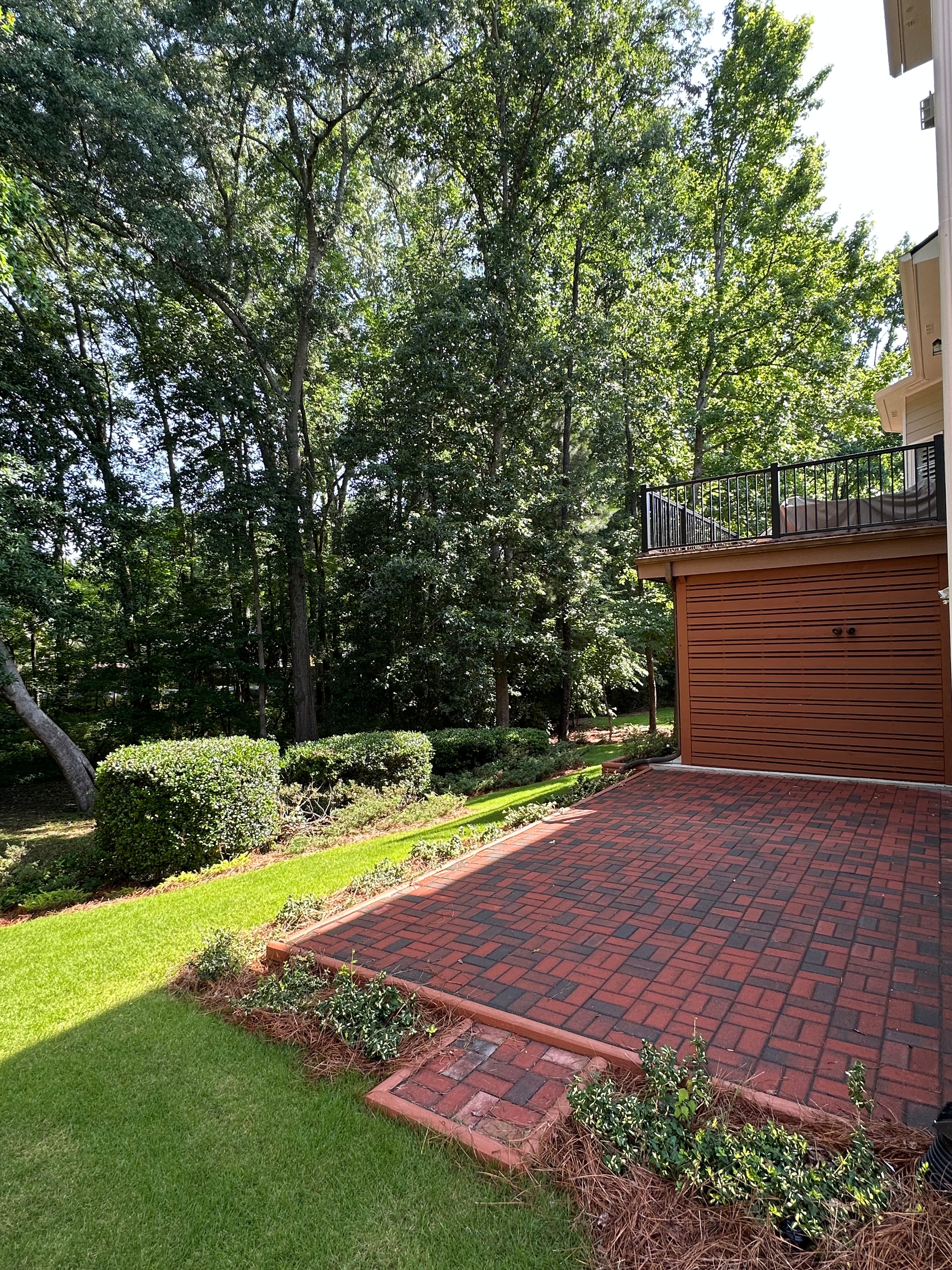 Beautiful backyard patio with outdoor seating