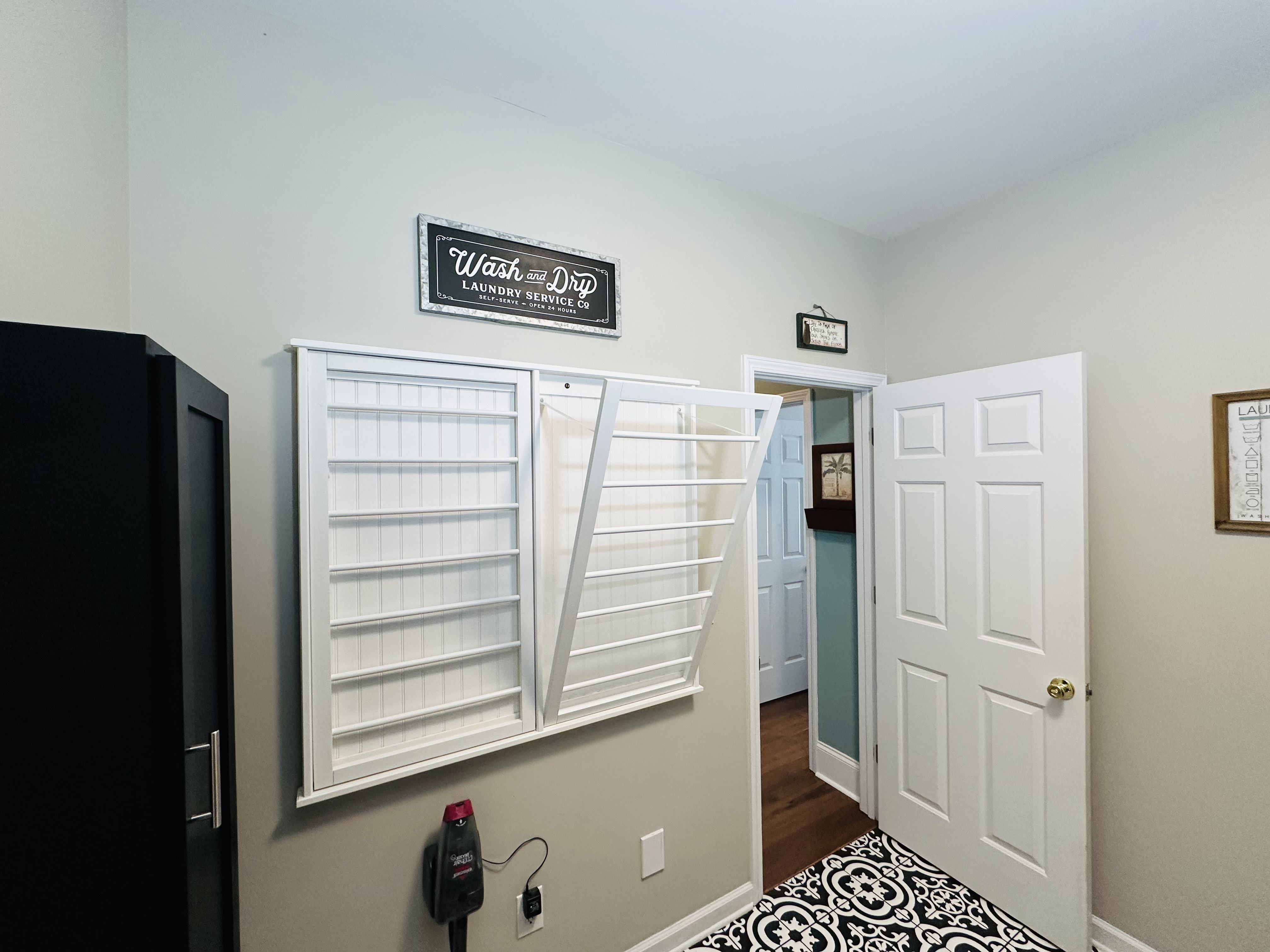 Laundry Room — Drying Rack